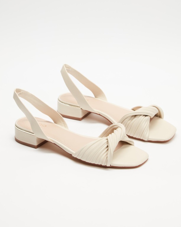 Otra Moda Blanca Aldo Nabila