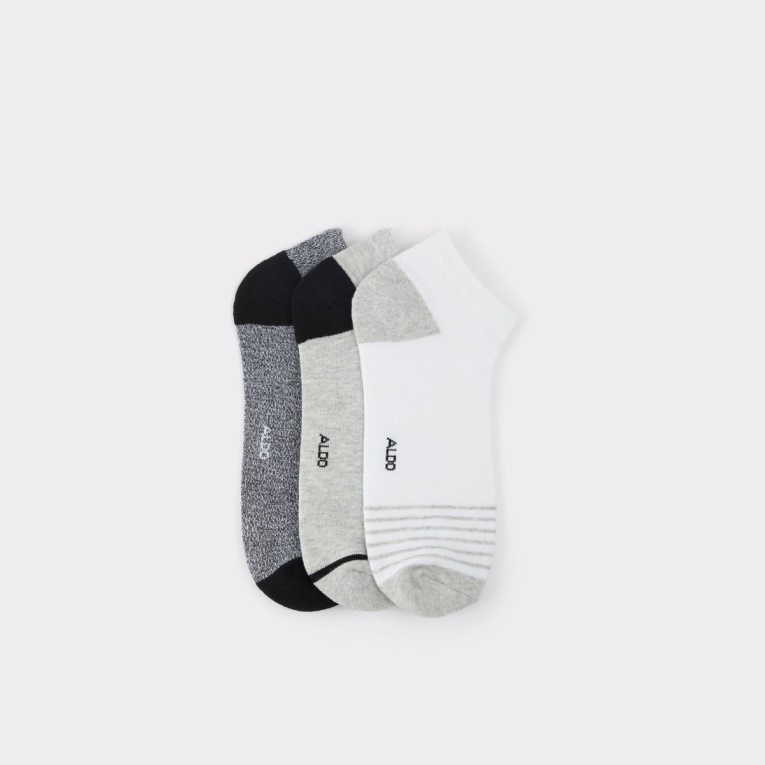 Aldo Gohabard Moda En Blanco Y Negro