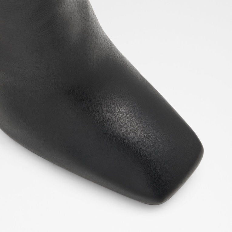 Moda Negra Aldo Oluria