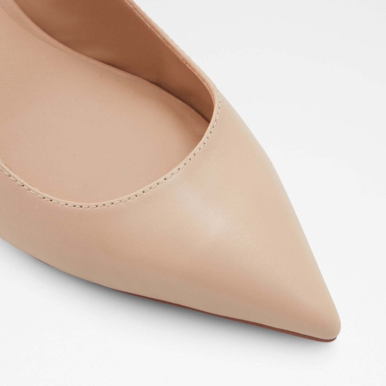 Hueso Moda Aldo Carabedar