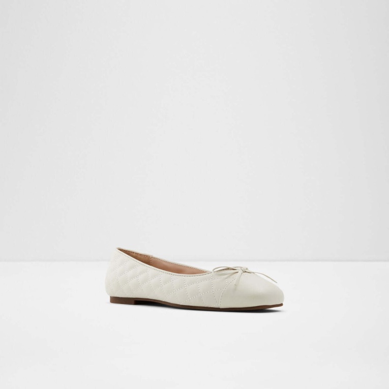 Braylynn Moda Blanco Aldo