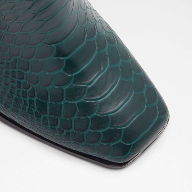 Moda Verde Oscuro Aldo Aurla