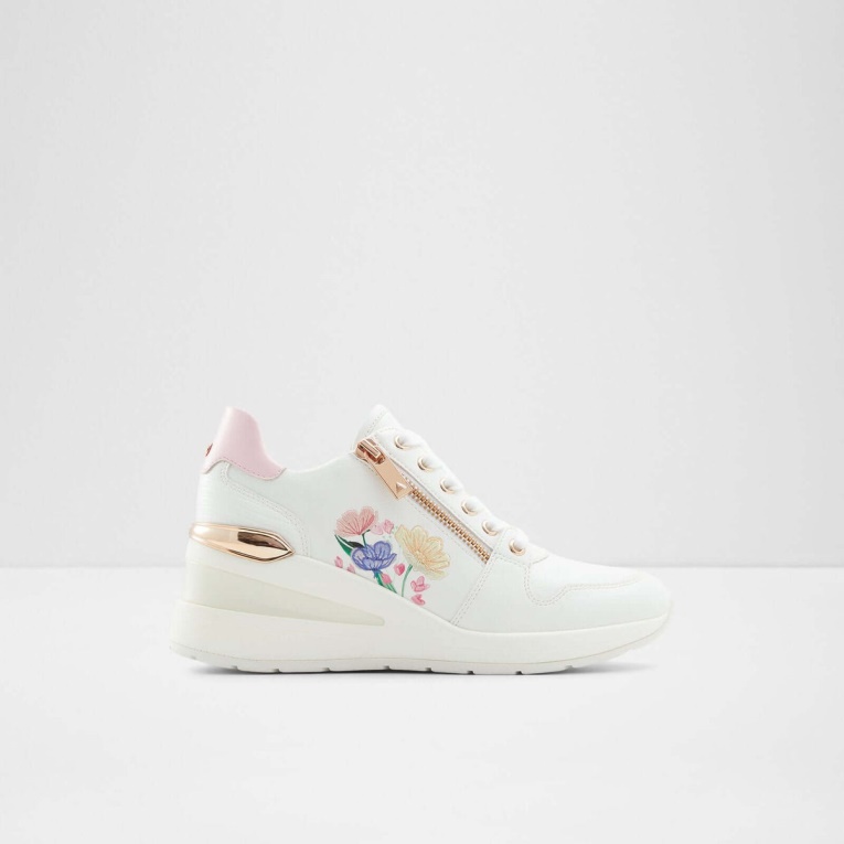 Moda Blanca Adwiwiah Aldo