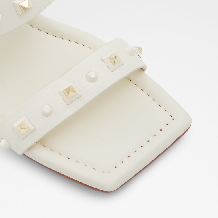 Louella Blanco Moda Aldo