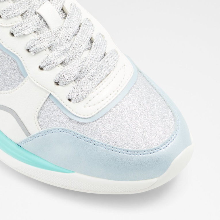 Makenna Moda Aldo Plata