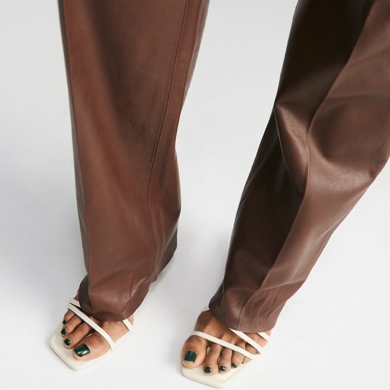 Moda Blanca Amilia Aldo