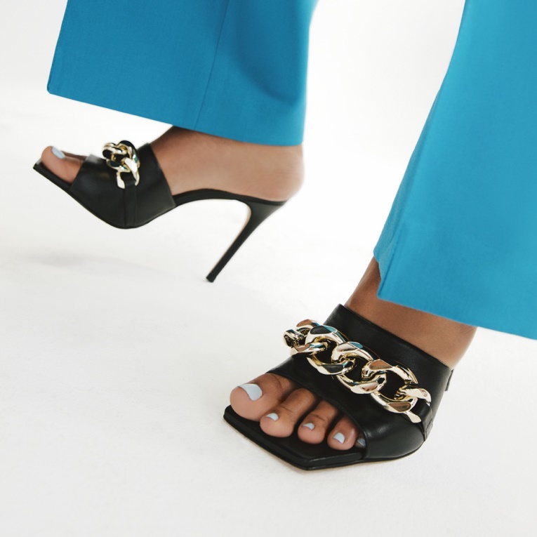 Sandalia De Tacón Alto Cubetto Negra De Moda De Aldo Tacón De Aguja