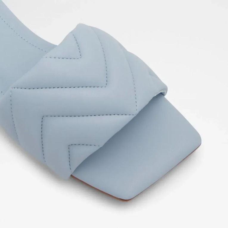 Sandalia Plana De Mujer Moniq Azul Claro Moda Aldo