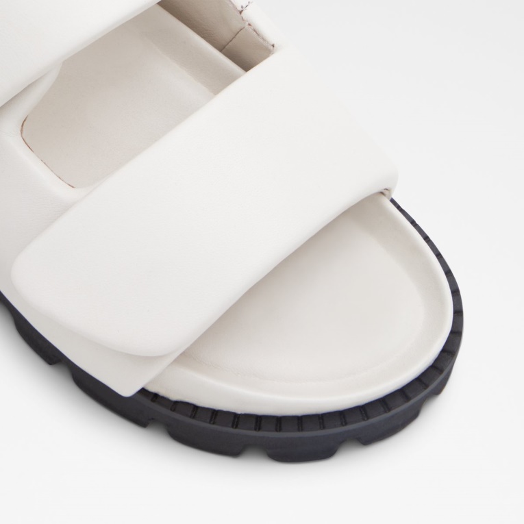 Sandalia De Plataforma Plana Con Diseño De Lilo En Blanco De Moda De Aldo