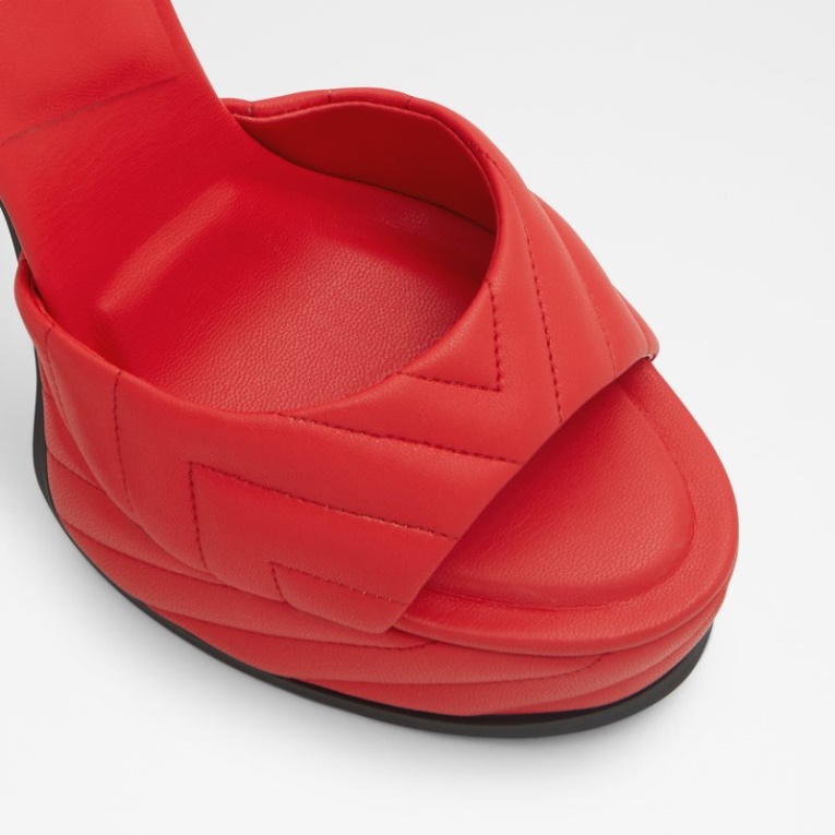 Aldo Moda Milena Rojo
