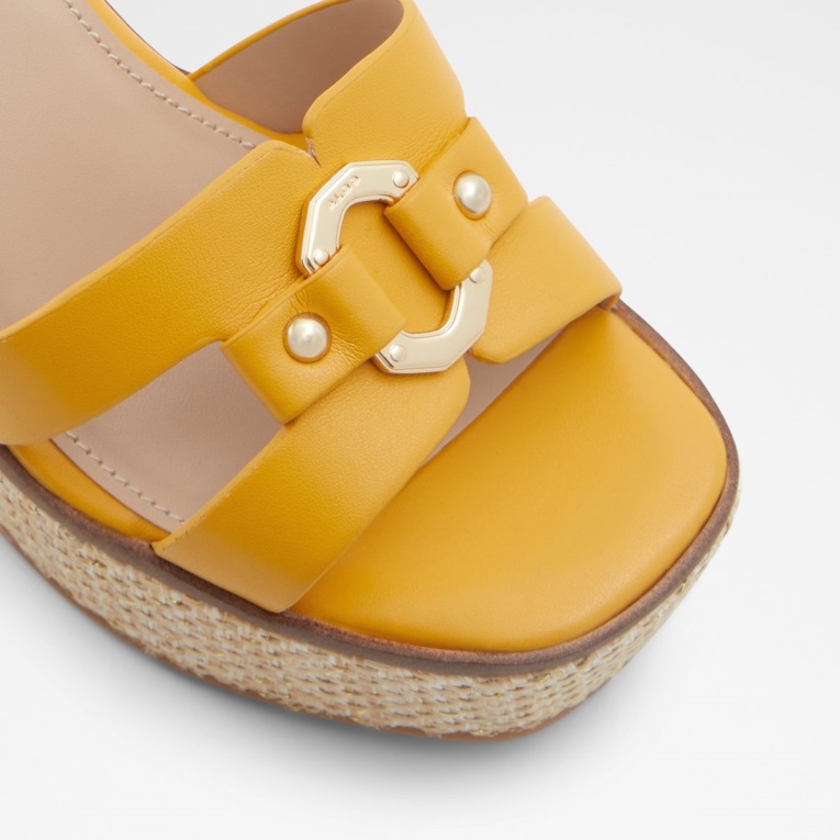 Sandalia De Cuña Onan Amarilla De Moda Tacón De Cuña Aldo