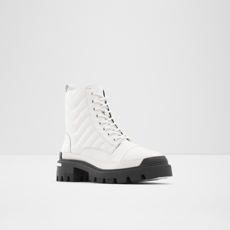 Edredón Liso De Cuero Blanco Aldo Fashion