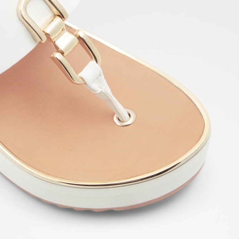 Moda Blanca Aldo Toea