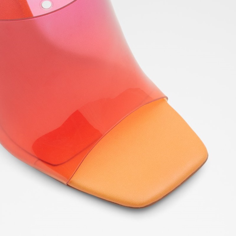 Moda Aldo Ybendaviel Rosa