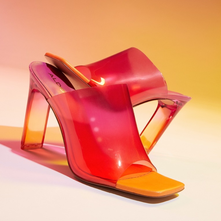 Moda Aldo Ybendaviel Rosa