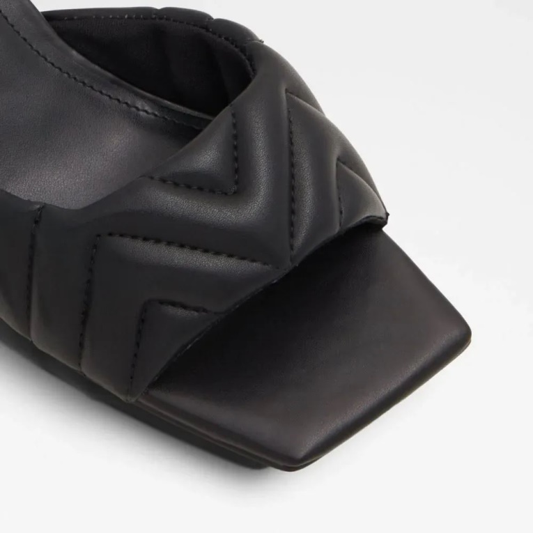 Sandalia Mujer Tacón Bajo Celesta Aldo Fashion Negro