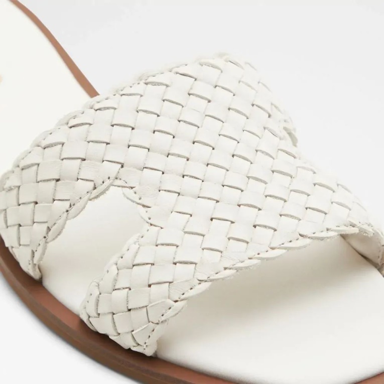 Sandalia Sin Cordones Para Mujer Aldo Irmaos En Otro Blanco A La Moda