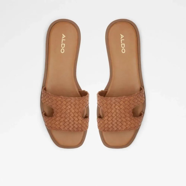 Sandalia Sin Cordones De Mujer Aldo Irmaos De Moda En Marrón Medio