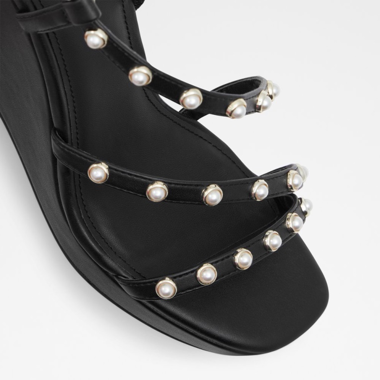 Grandeza De La Moda De Aldo Negro